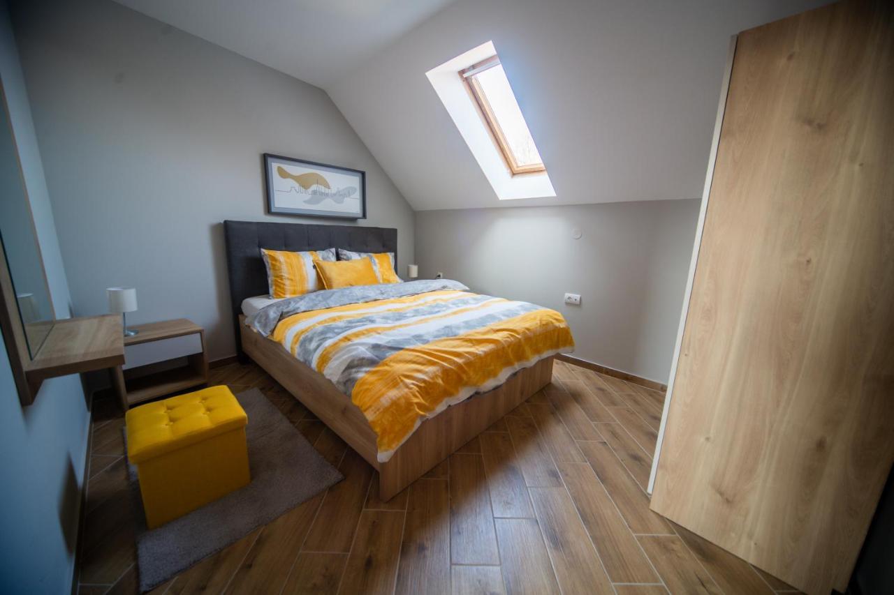 Manoir Apartments City Center Novi Sad Esterno foto