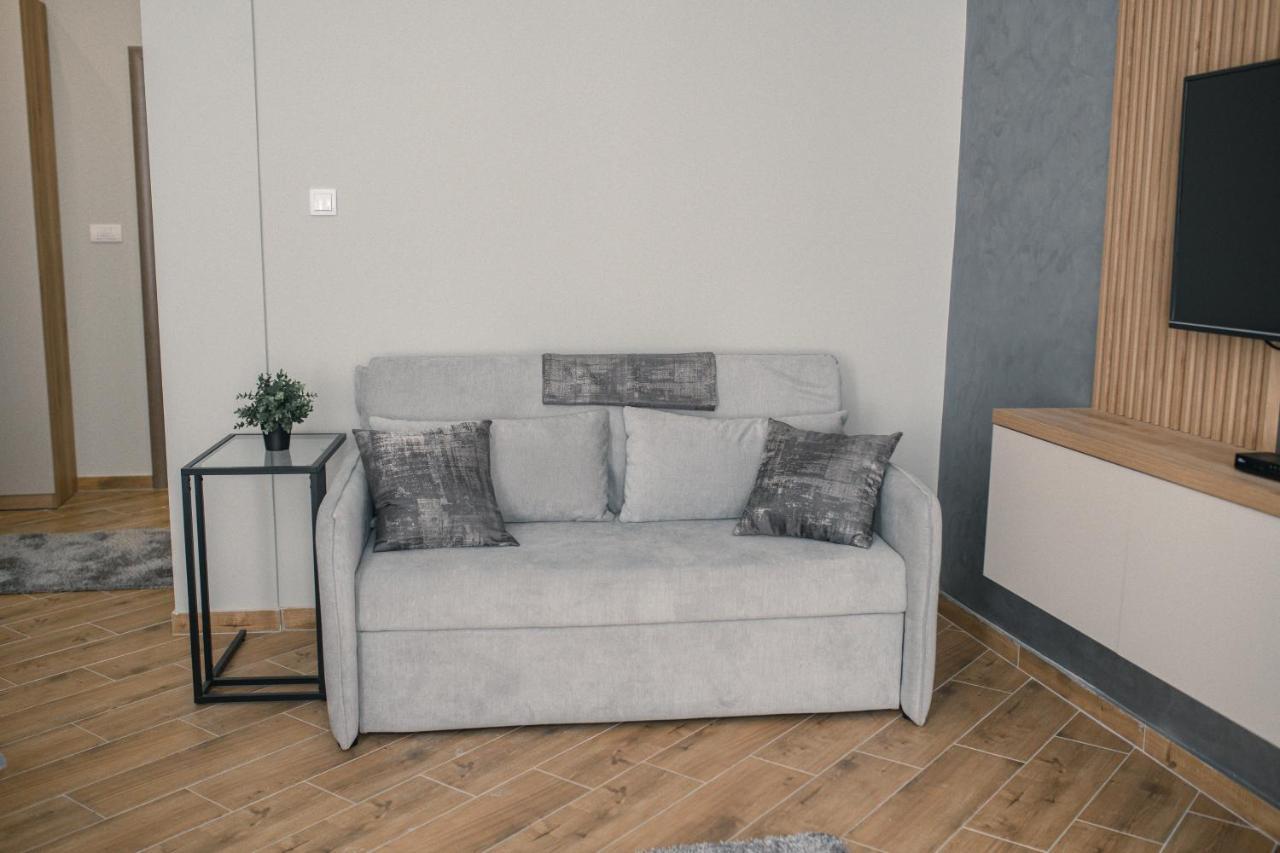 Manoir Apartments City Center Novi Sad Esterno foto